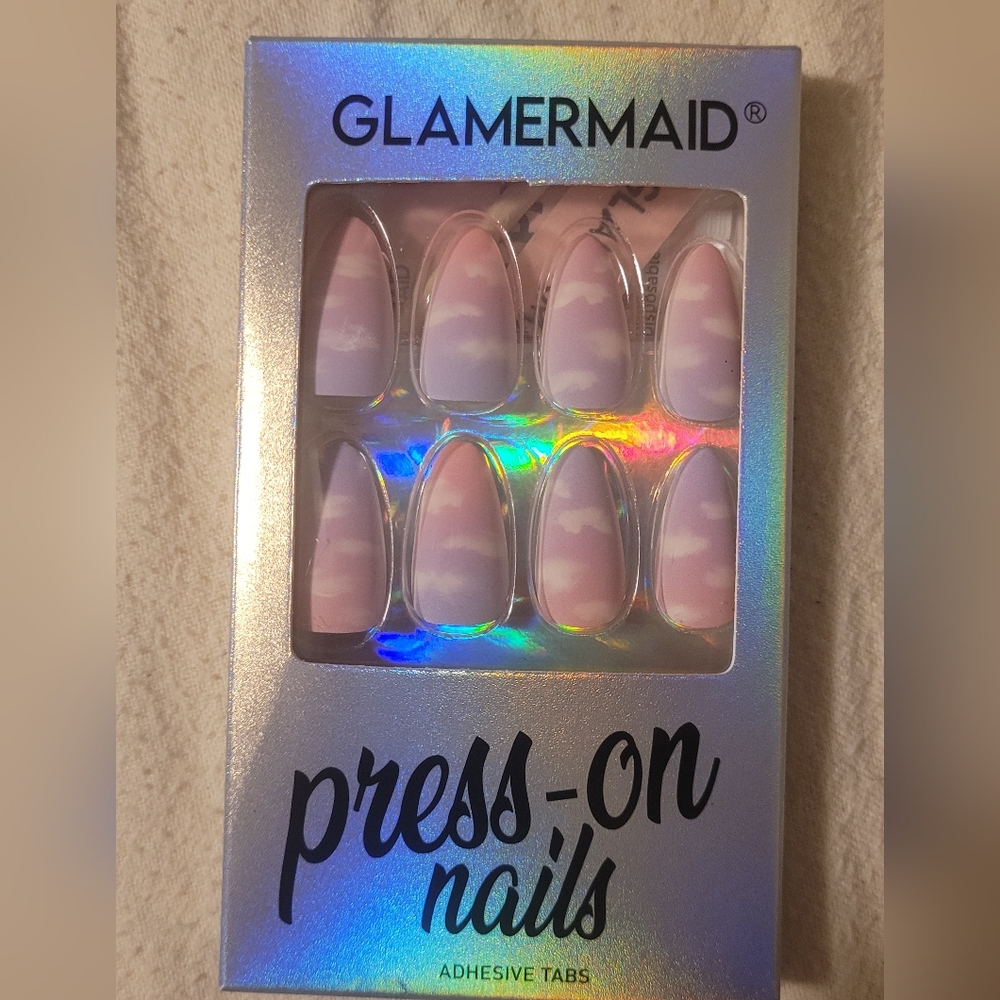 Glamermaid Pink Cloud Press-On Nails — Soft Pink Ombre Set